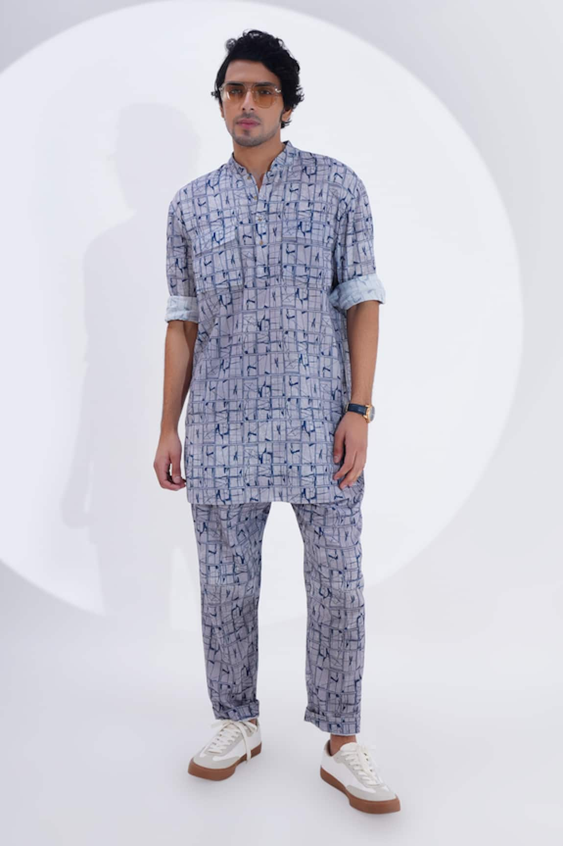 Jajaabor Geometric Print Kurta With Pant