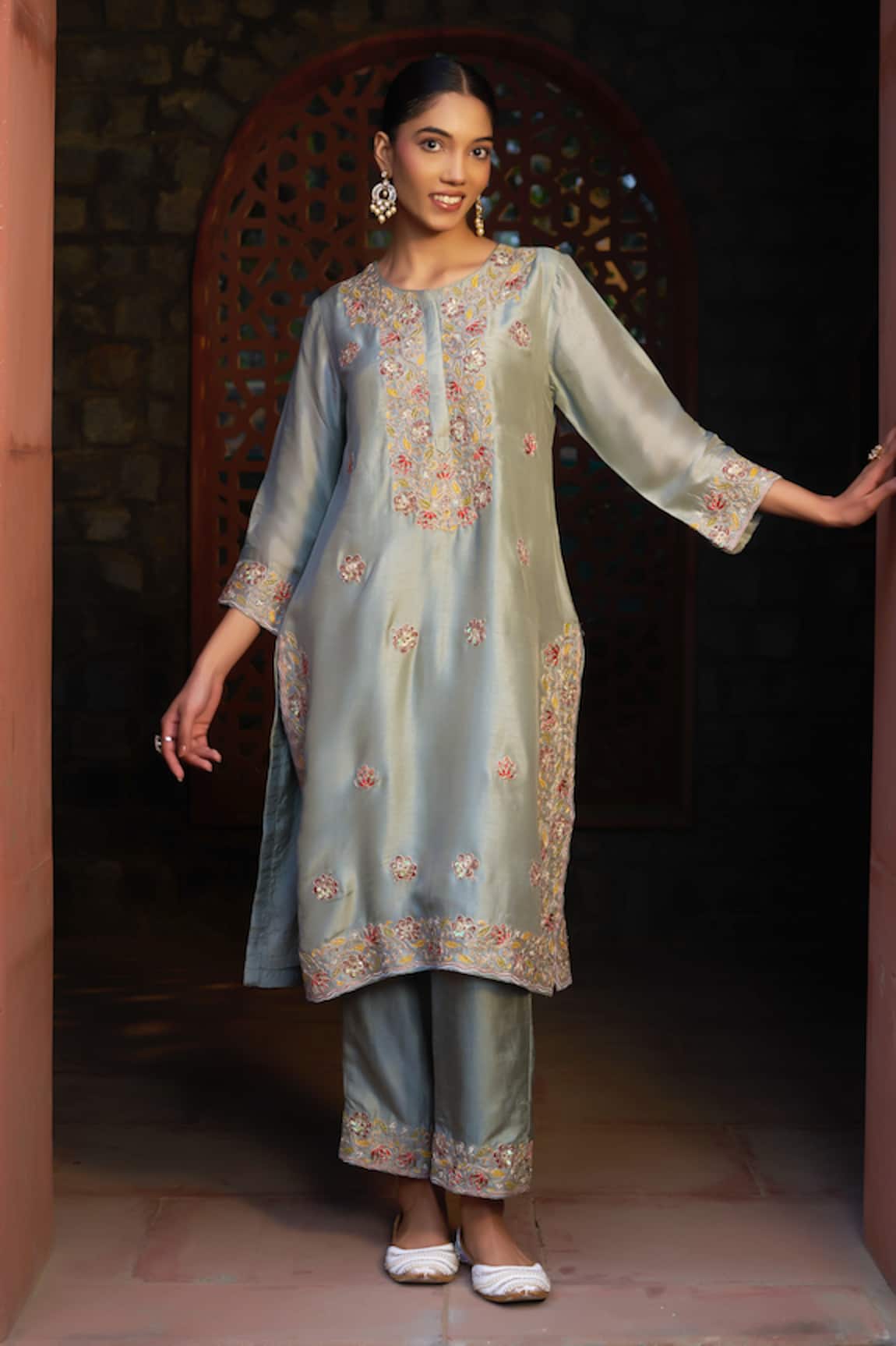 Sonia Khatri Floral Bloom Embroidered Kurta With Pant