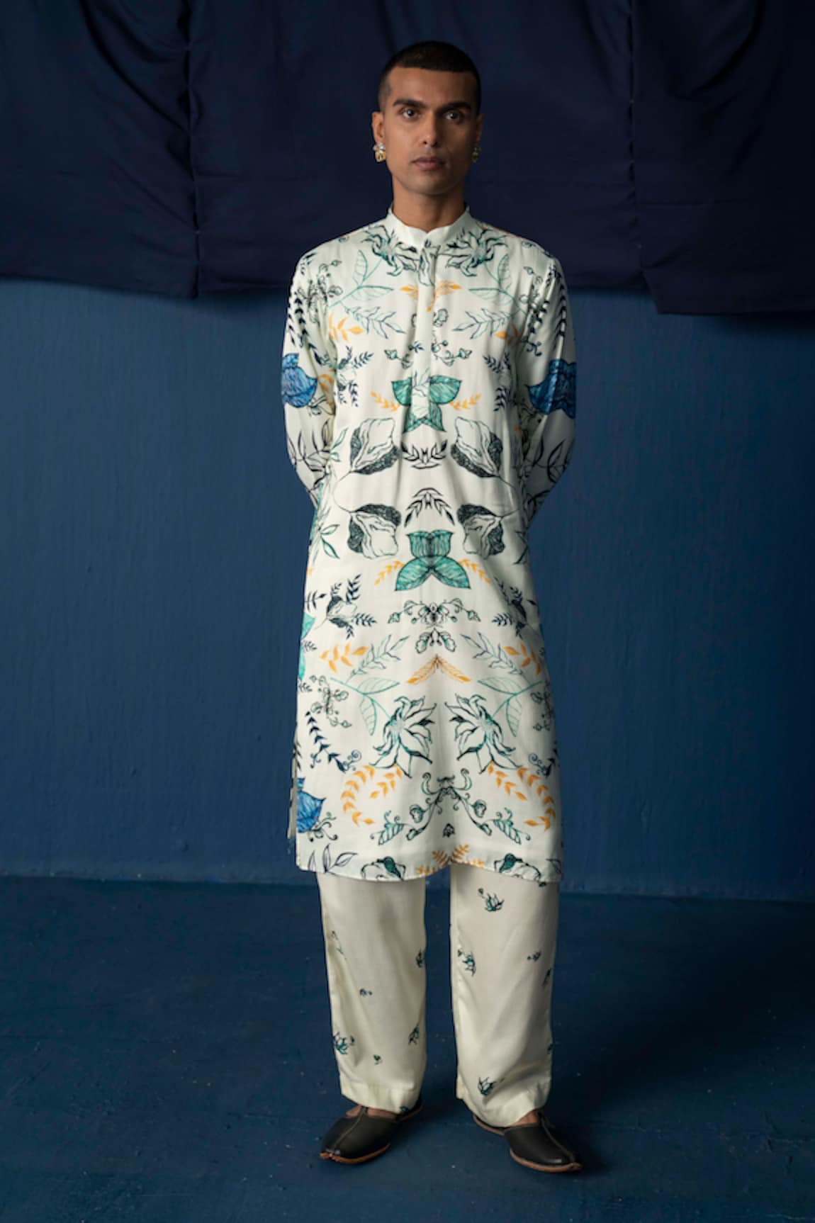 Whencut Goddamn Divine Abstract Print Straight Kurta