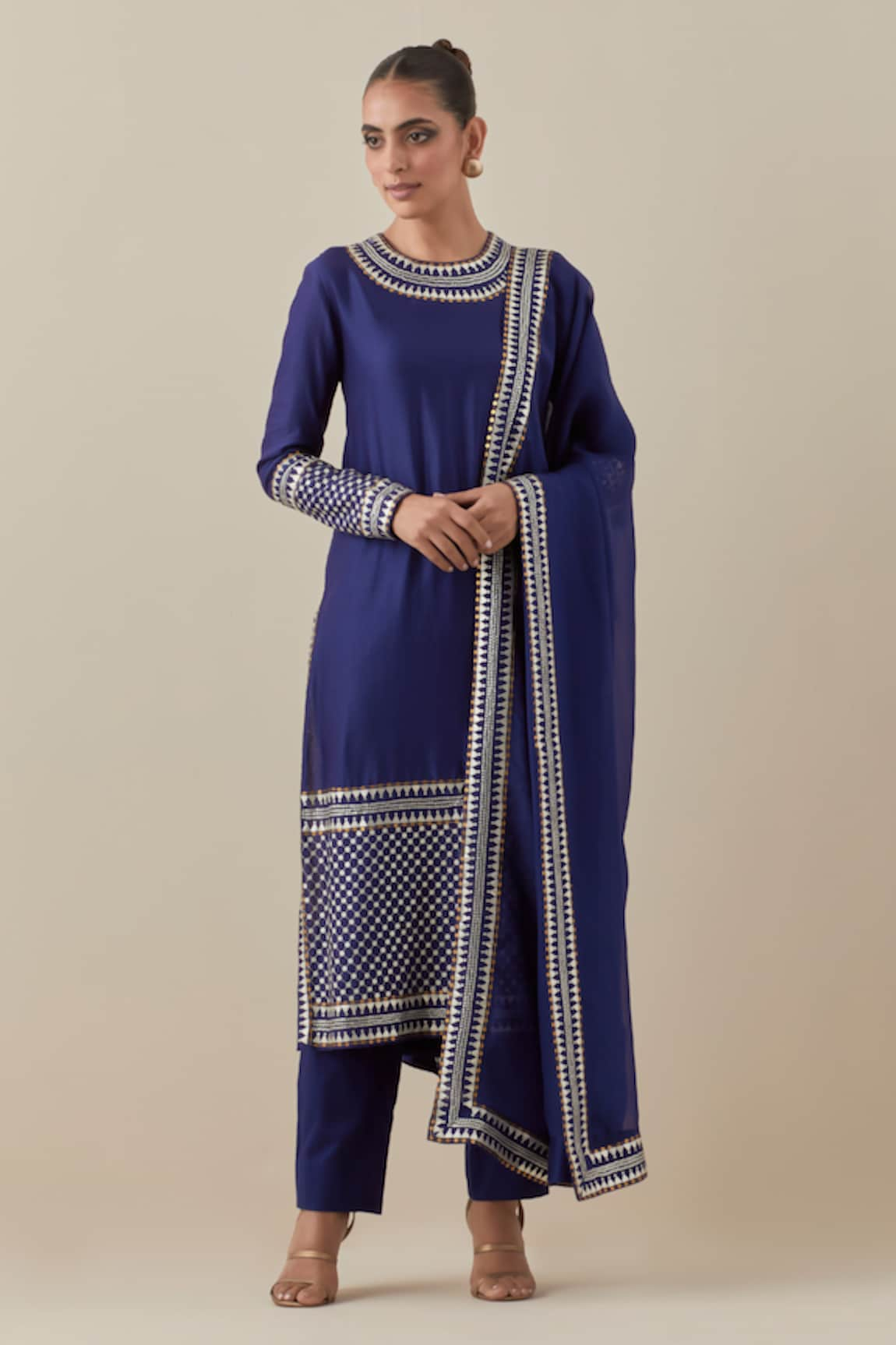 PRIYAL PRAKASH Neckline Embroidered Kurta Pant Set