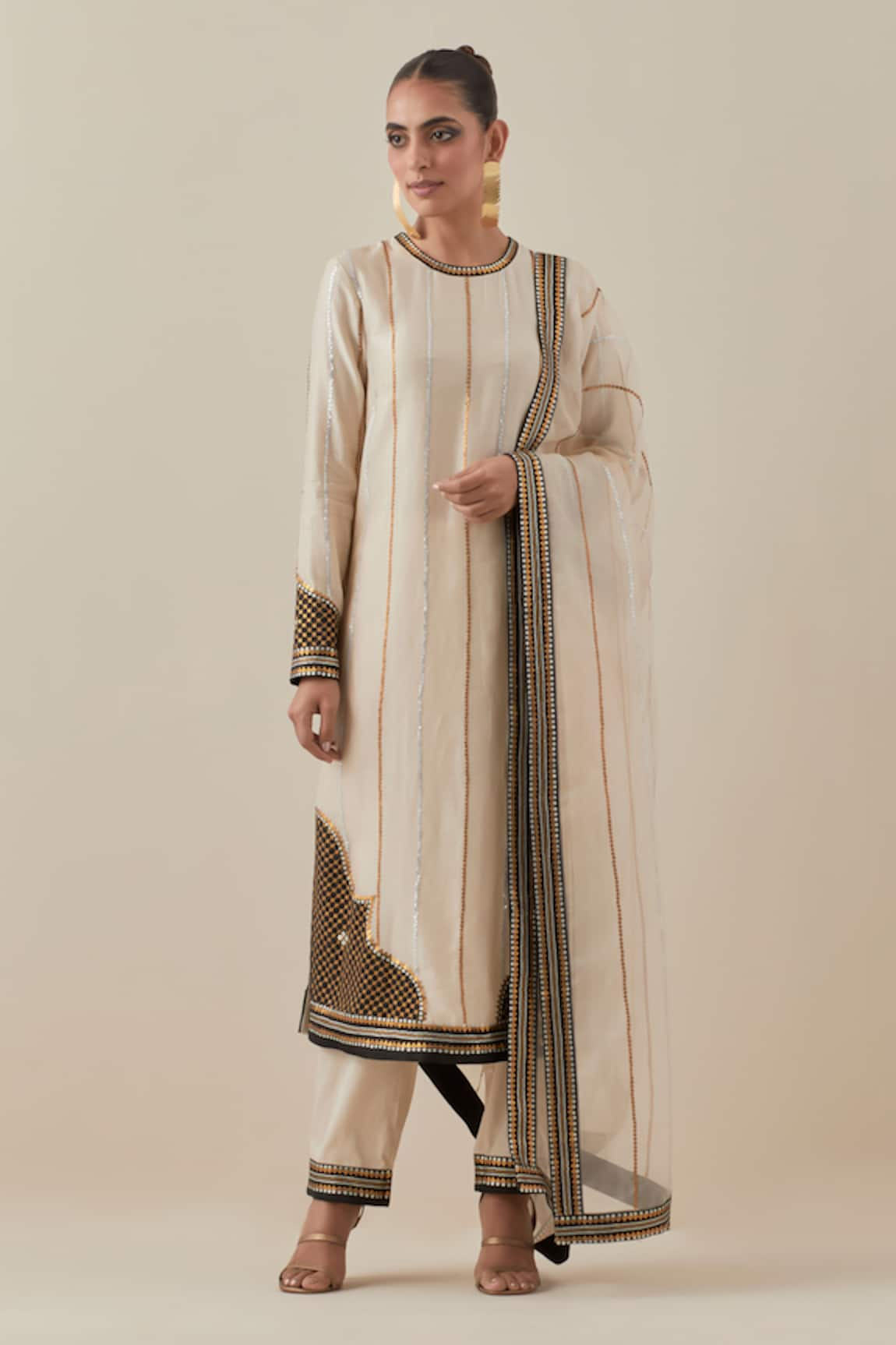 PRIYAL PRAKASH Sequin Embroidered Kurta Set