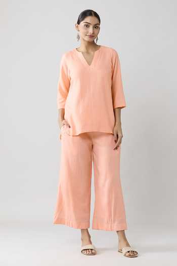 Naintara Bajaj Pintucked Solid Top & Pant Co-ord Set