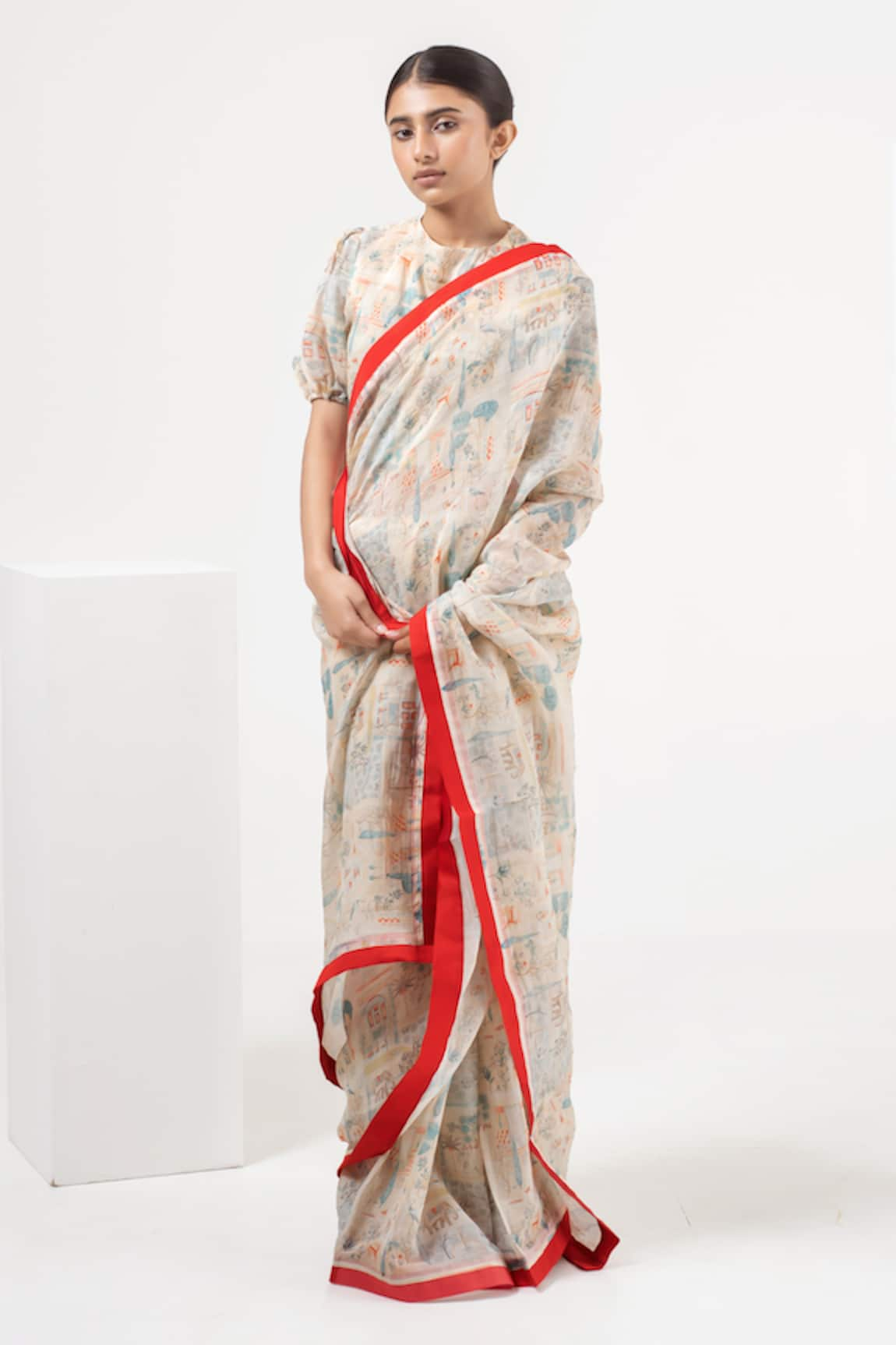 Merakus Abstract Print Saree With Blouse