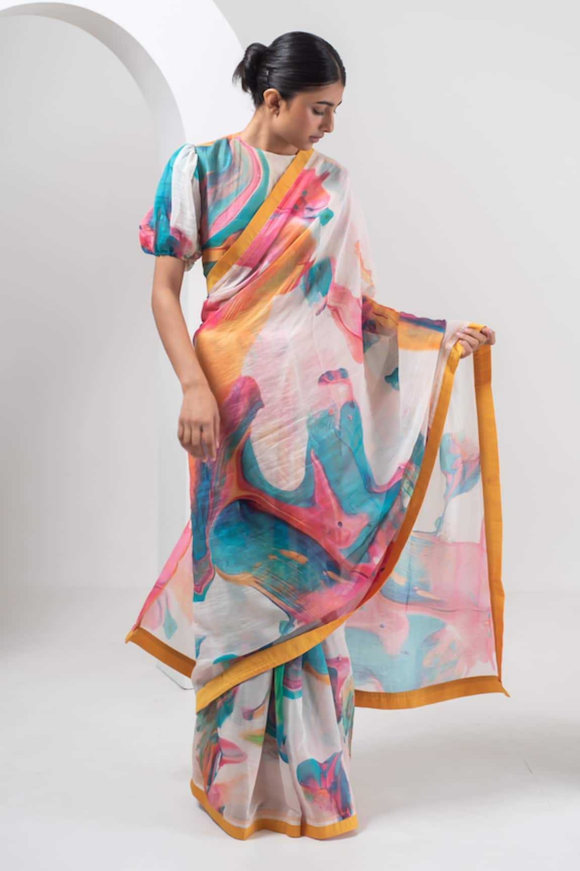 Merakus Abstract Splash Print Saree