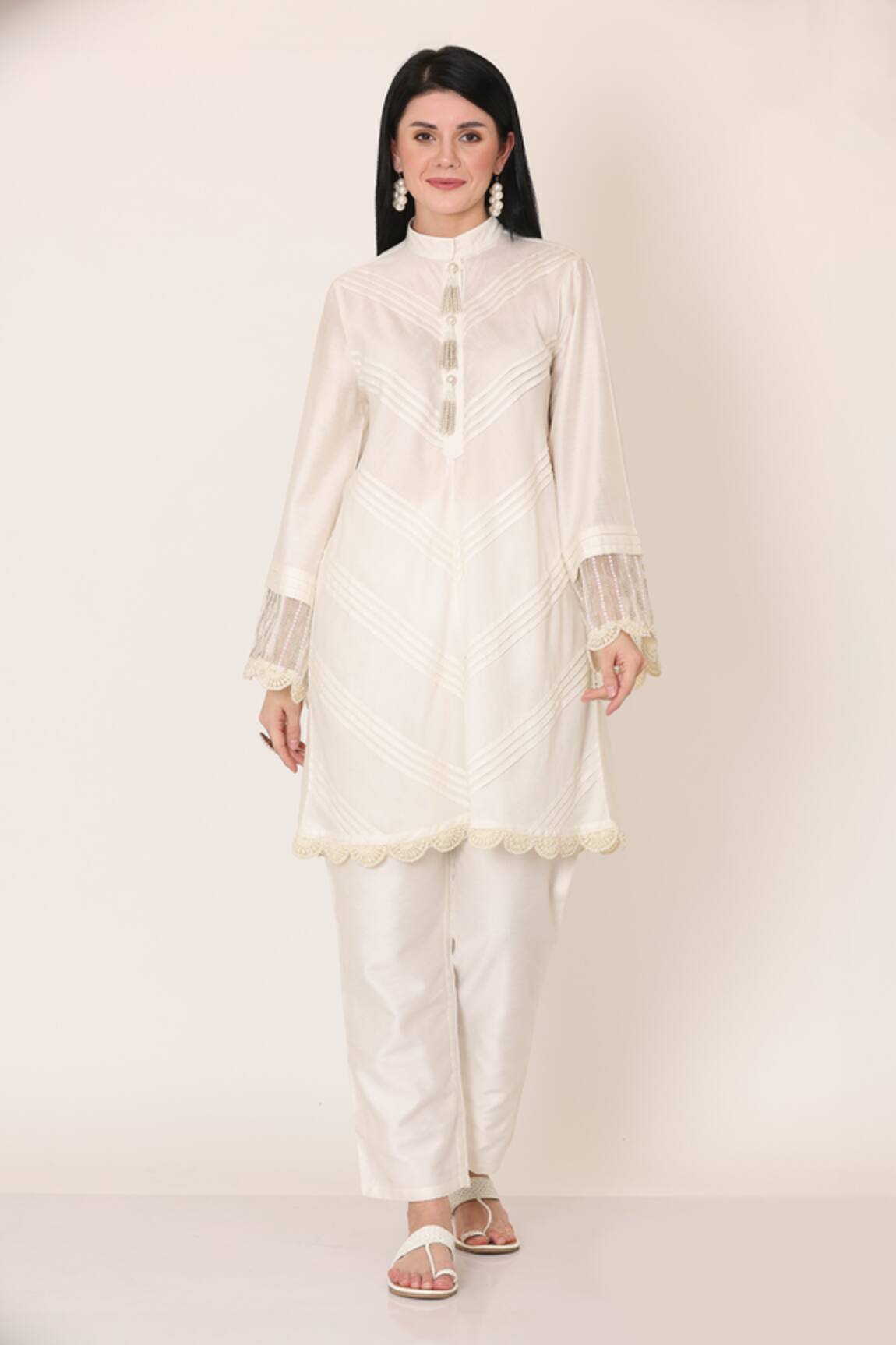 Midori By Sgv Cotton Silk Chanderi Embroidered Tunic & Pant Set 