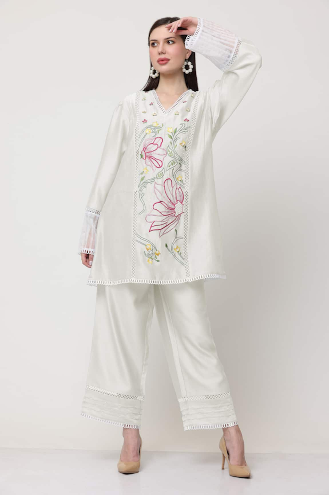 MIDORI BY SGV Dahila Blossom Embroidered Kurta With Pant