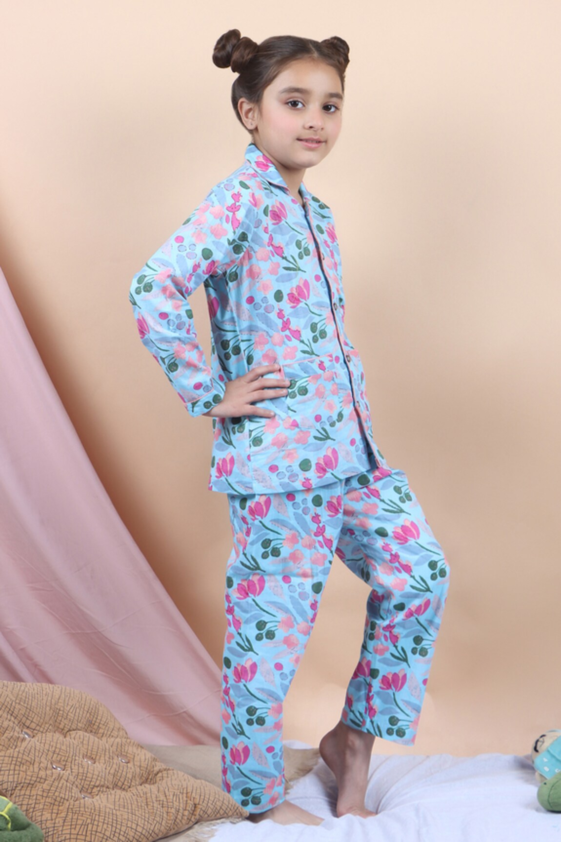 Kalp Cuddle Lotus Garden Print Shirt With Pant