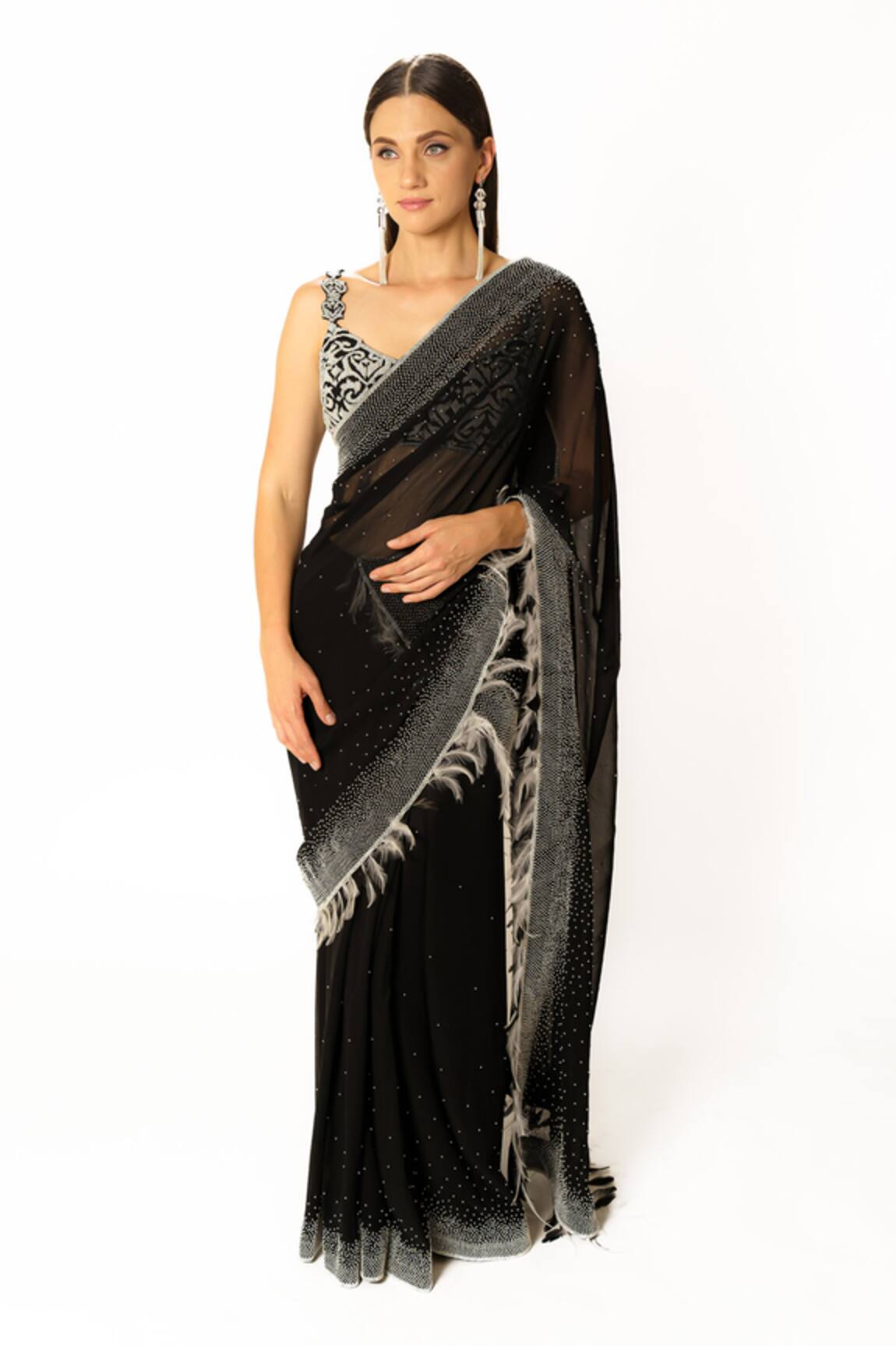 Rabani & Rakha Peal Embroidered Saree Set