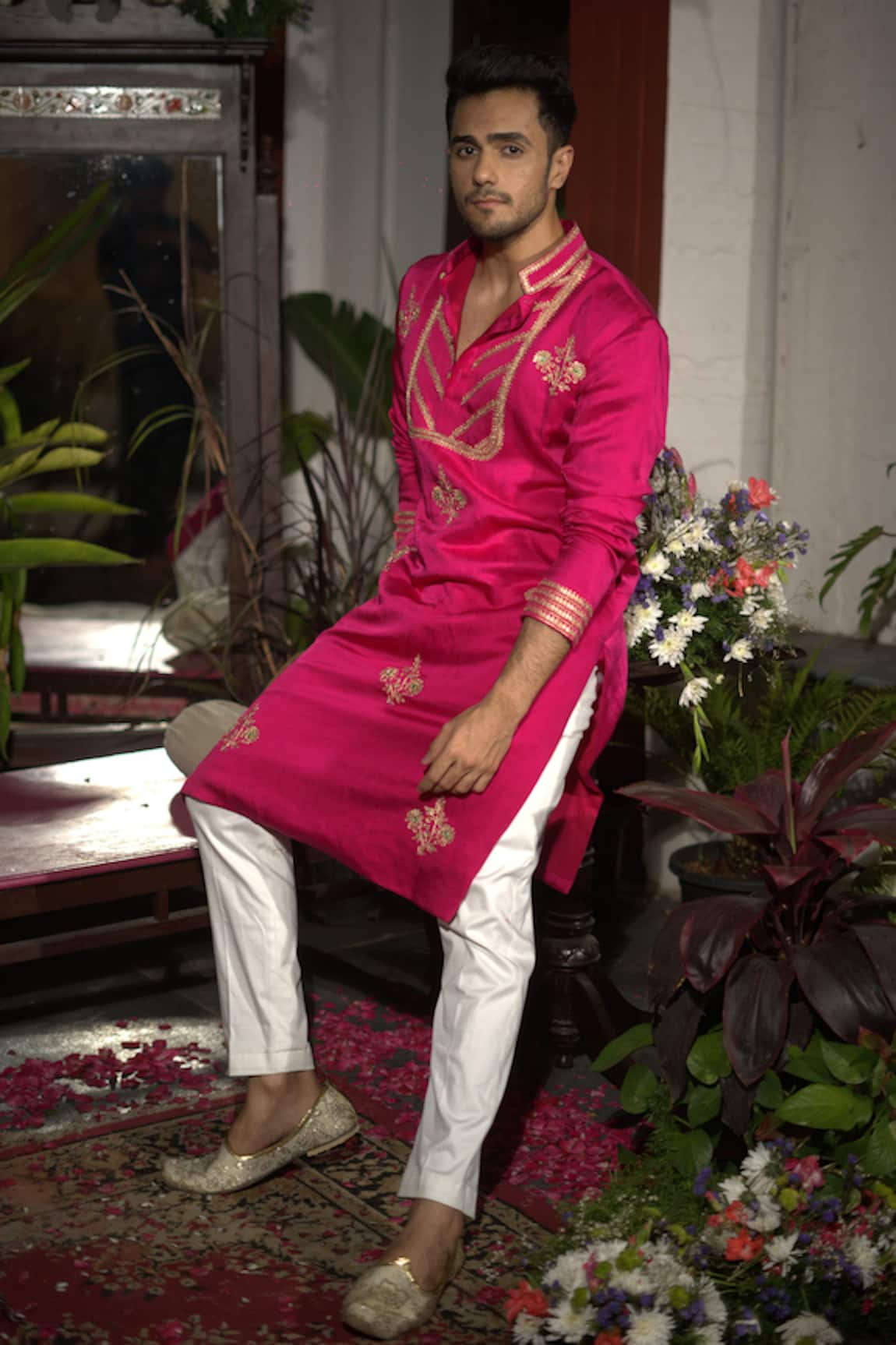 VikaByArvindAmpula Sequins Embroidered Kurta