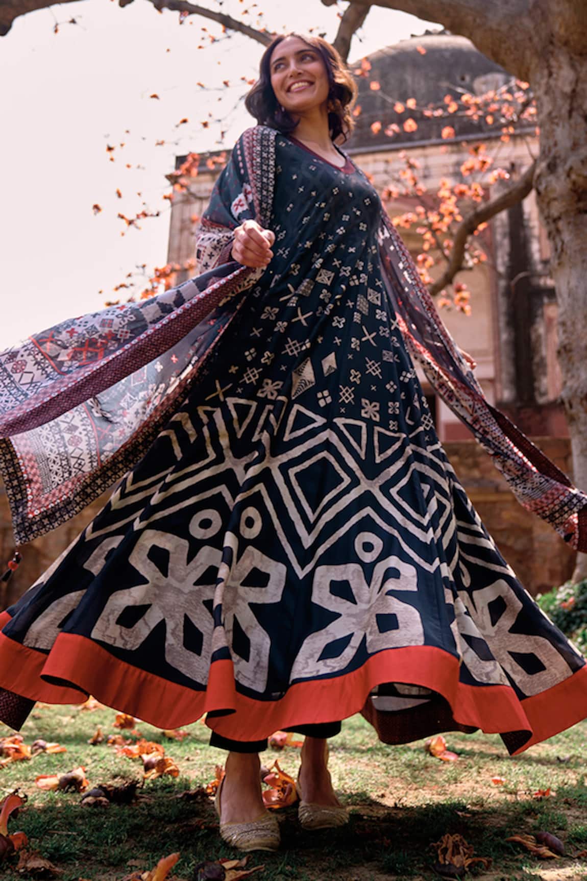Saundh Wafa Geometric Print Anarkali Set 