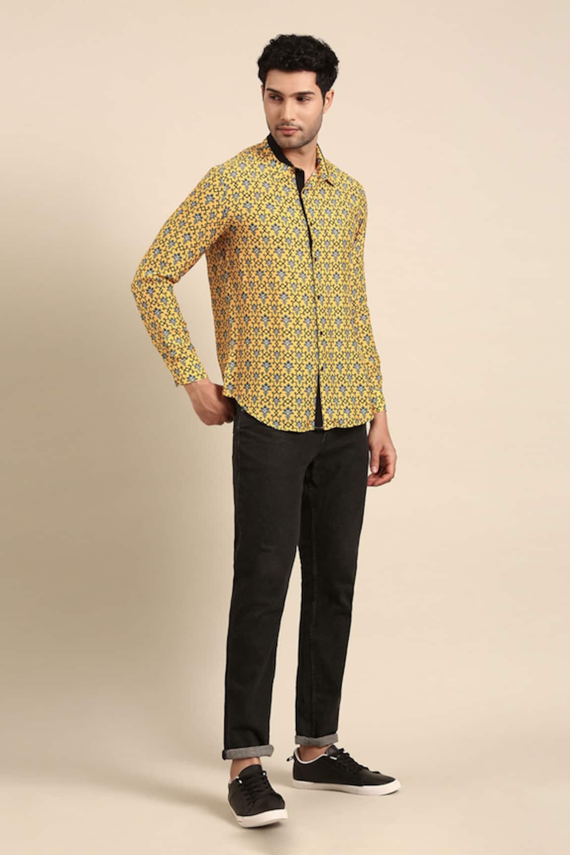 Mayank Modi - Men Geometric Floral Print Cuff Sleeve Shirt