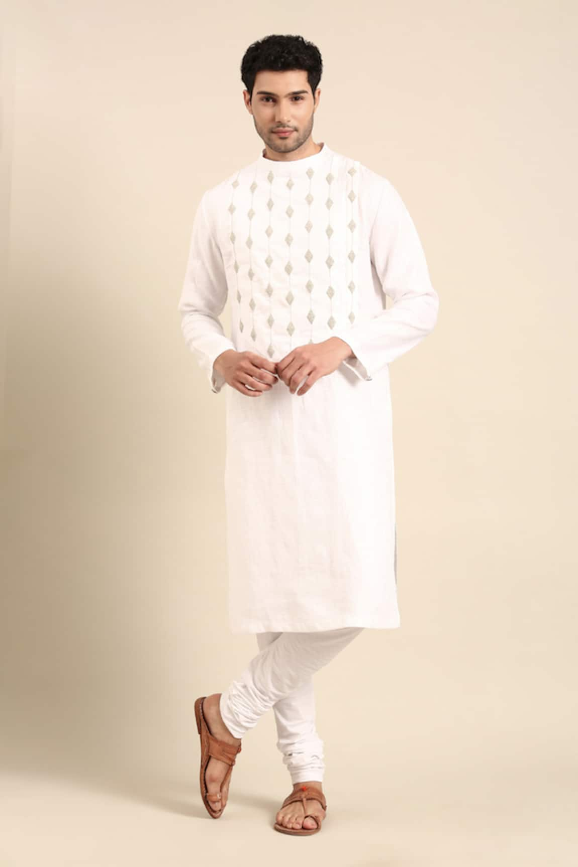 Mayank Modi - Men Zari Embroidered Kurta With Pant