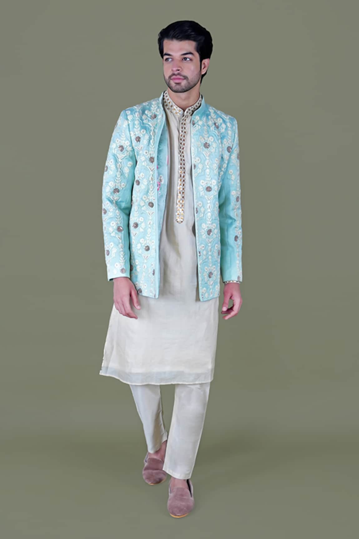 Gaurav Katta Embroidered Bandhgala Set