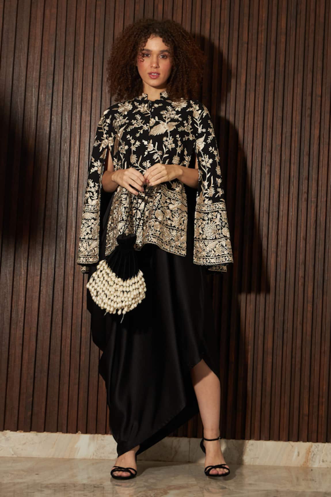 Tasuvure Indes Reyna Gara Embroidered Cape Jacket With Dress