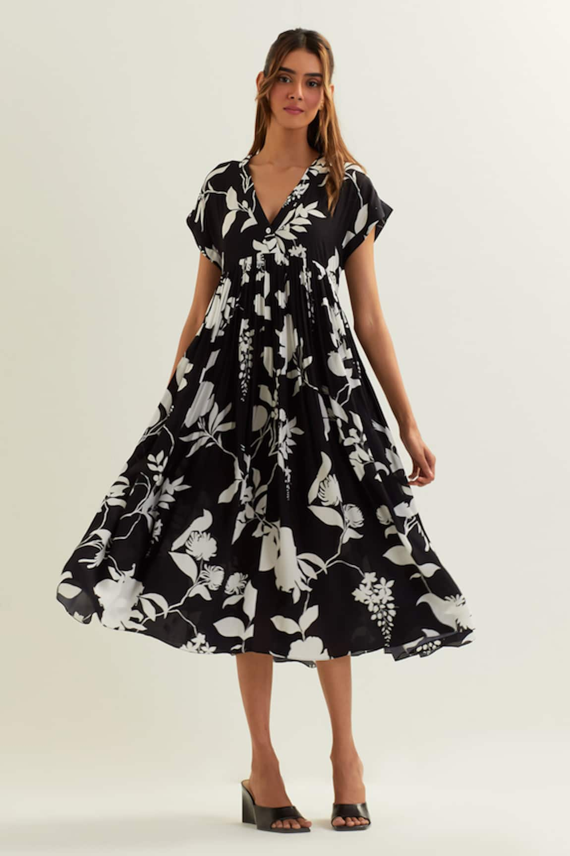 Label Earthen Bosona Night Lily Print Midi Dress