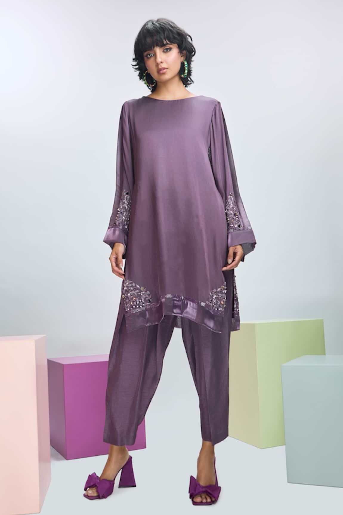 Nirmooha Placement Embroidered Kurta With Pant