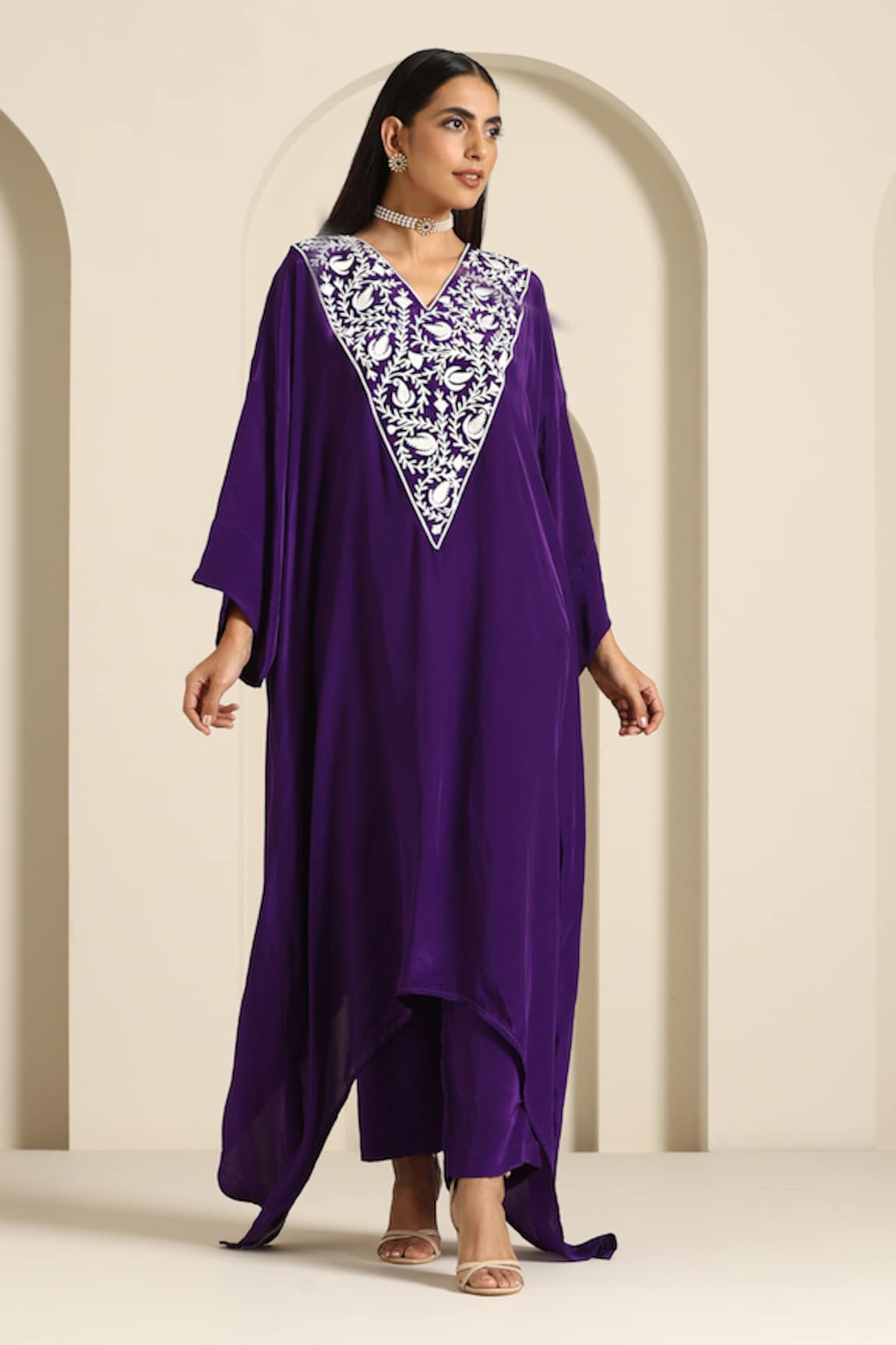 Wazir C Thread Embroidered Kaftan With Pant