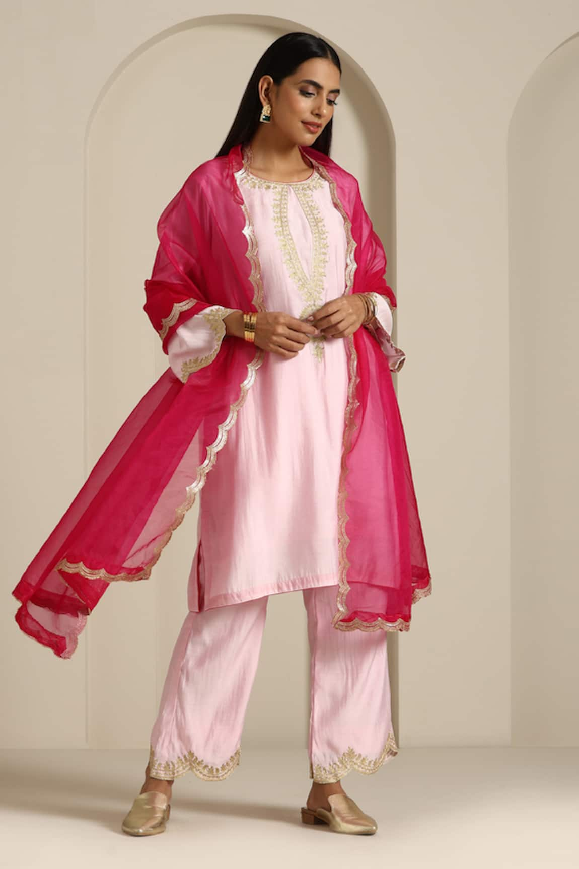 Wazir C Floral Thread Embroidered Kurta Pant Set