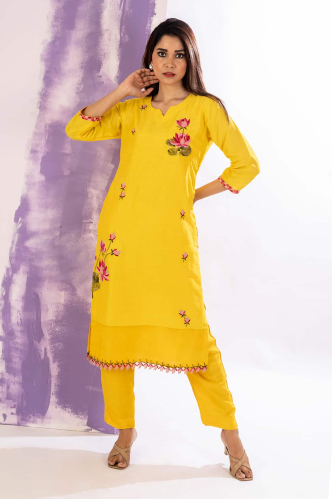 AMETHYST Lotus Cutwork Straight Kurta With Pant