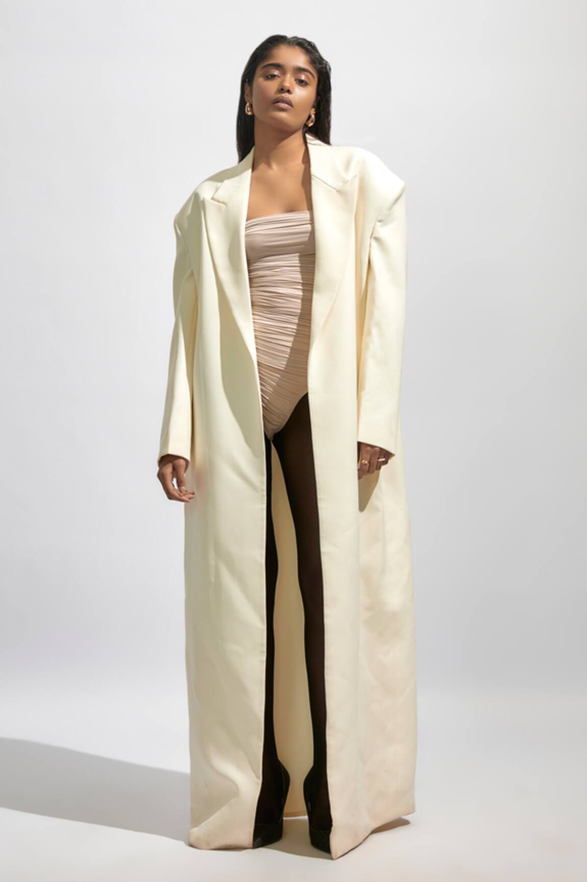 Deme By Gabriella Solid Lapel Collared Trench Coat