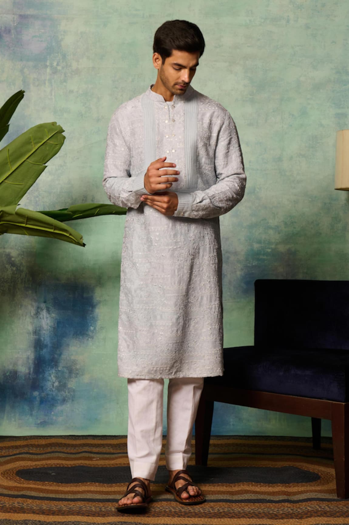 Philocaly Vyom Floral Embroidered Kurta