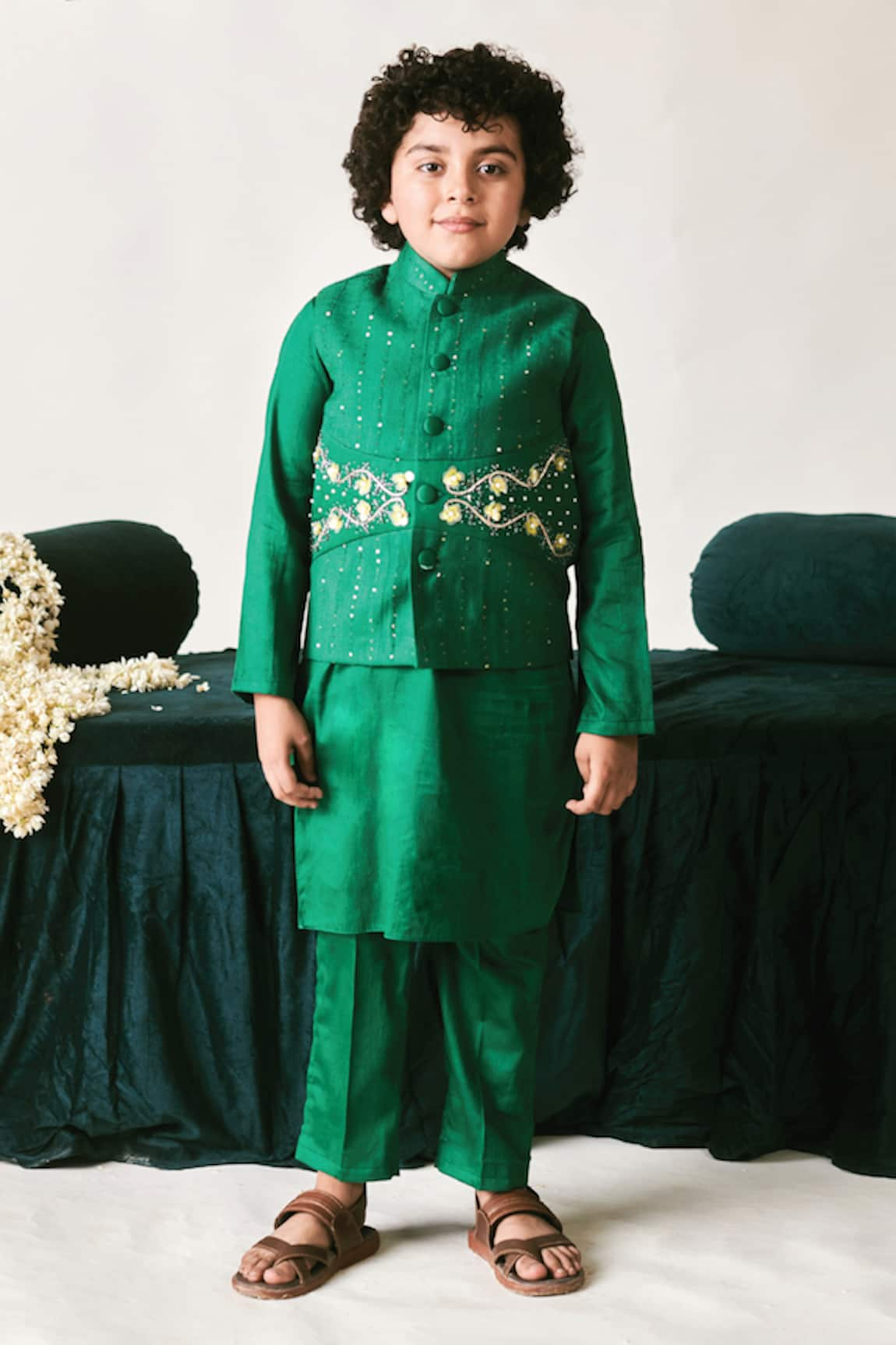 LITTLEENS Basar Sequin Embroidered Bundi & Kurta Set