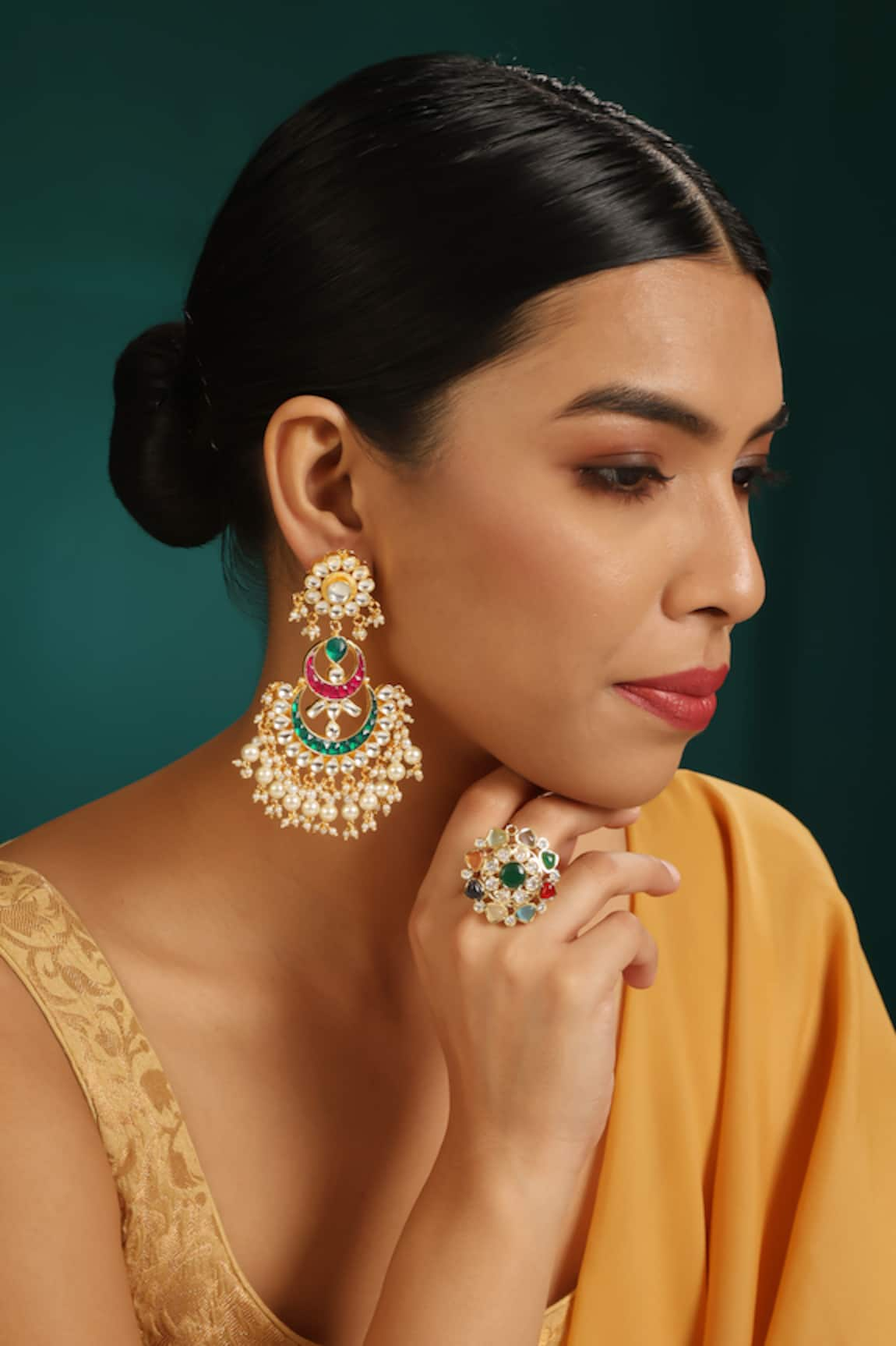 Minaki Bahara Kundan Chandbali Earrings