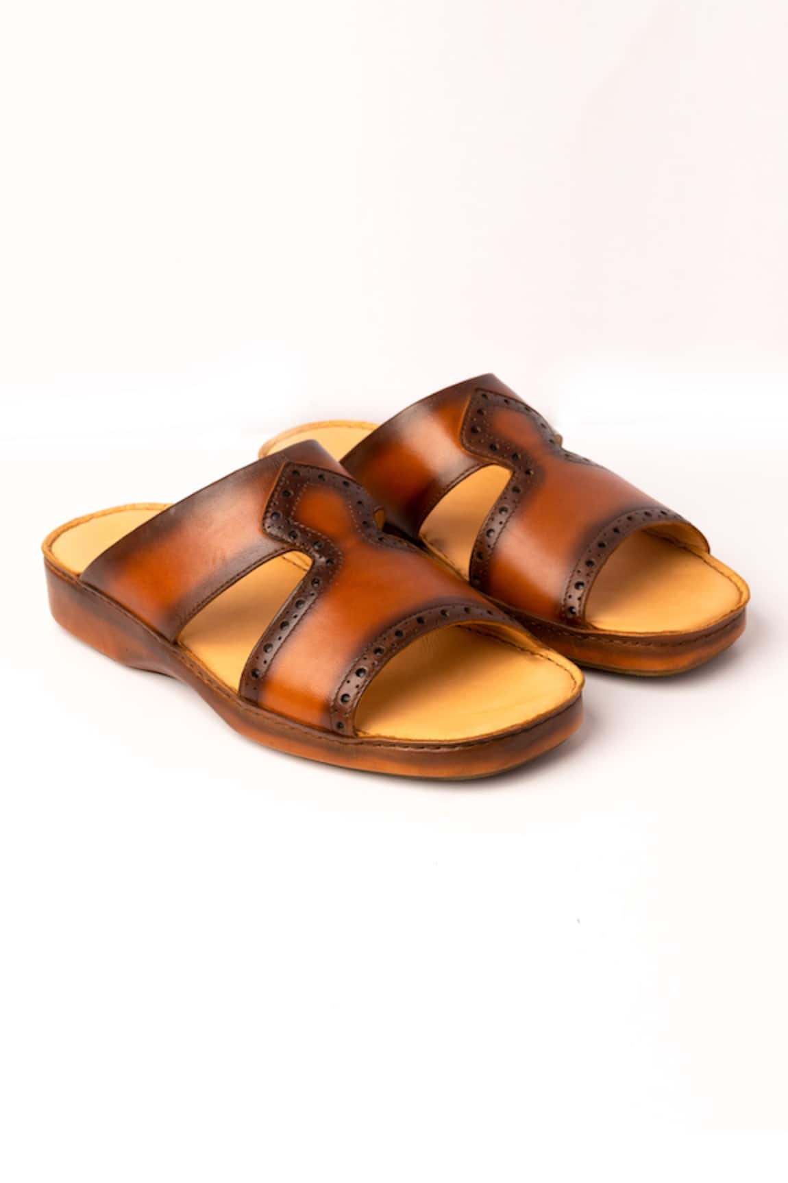 Nauvab Arba Minar Brogue Leather Sandals