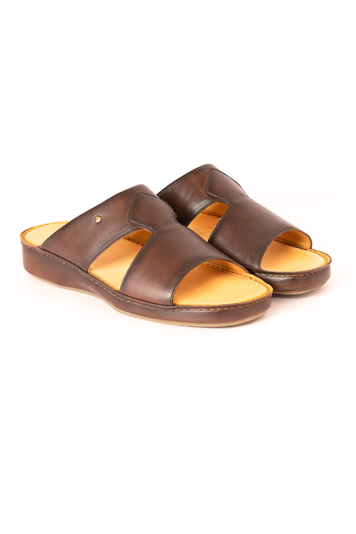 Nauvab Leather Arba Minar Sandals