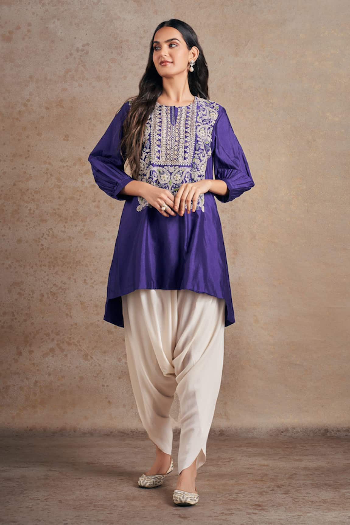 Stotram Paisley Embroidered High-Low Kurta With Tulip Pant