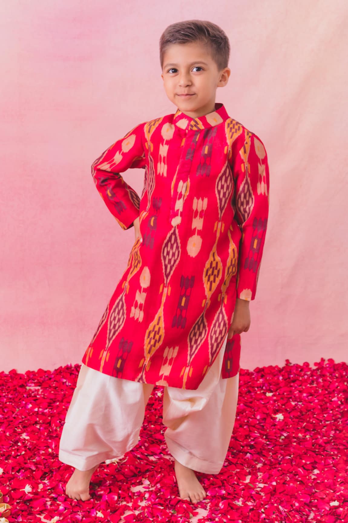 Chotibuti Ikat Pattern Kurta With Salwar