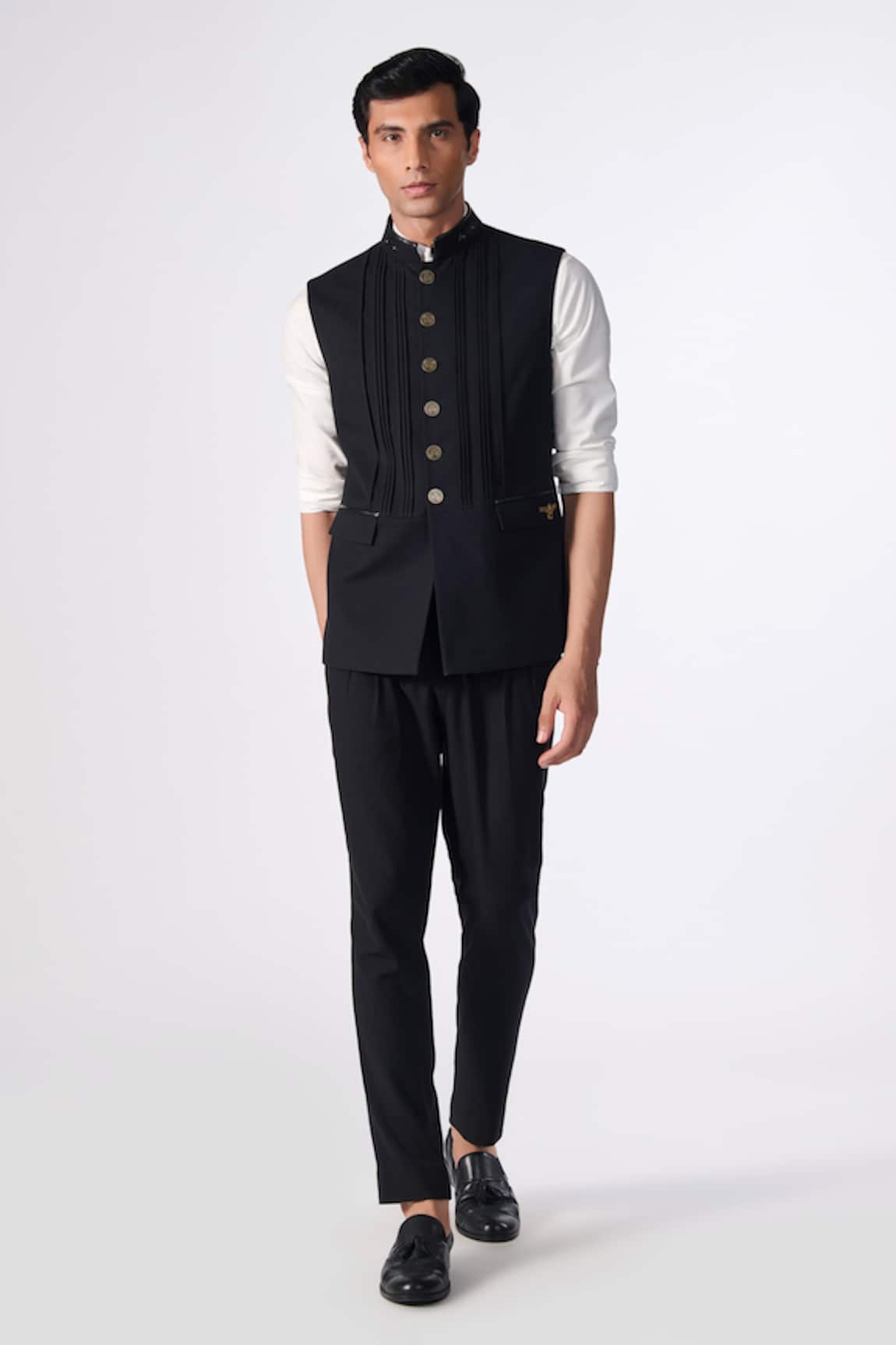 S&N by Shantnu Nikhil Front Flap Pocket Nehru Jacket