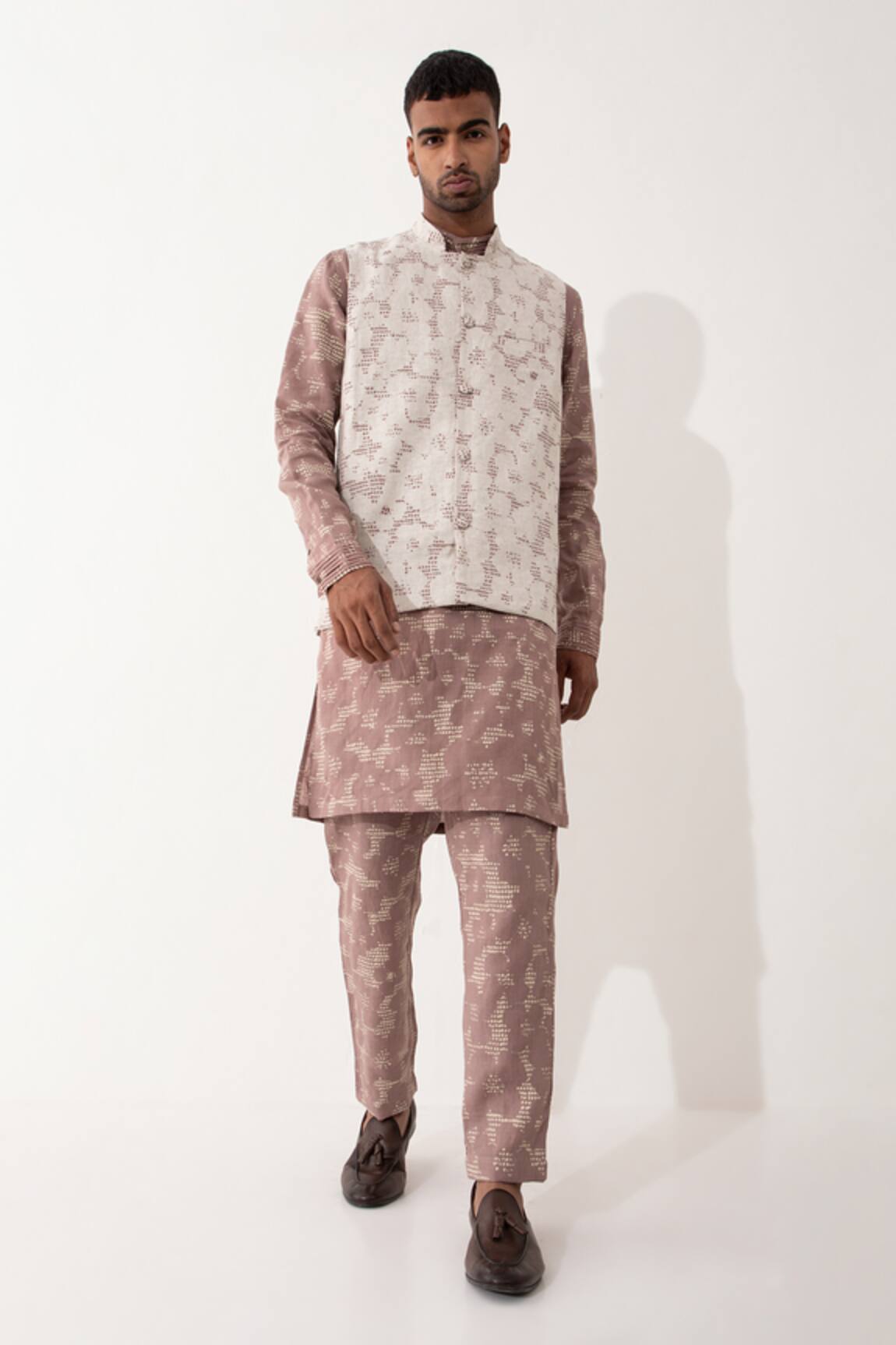 Son Of A Noble Snob Ivory Polka Dot Bundi & Kurta Set