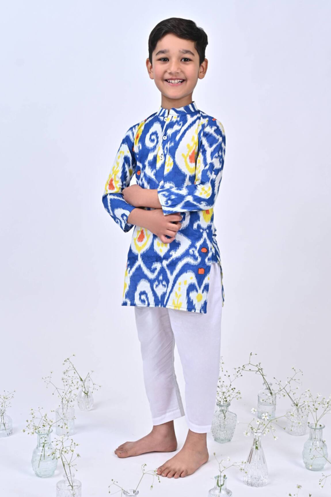 THE COTTON STAPLE Topaz Paisley Ikat Print Kurta With Pant