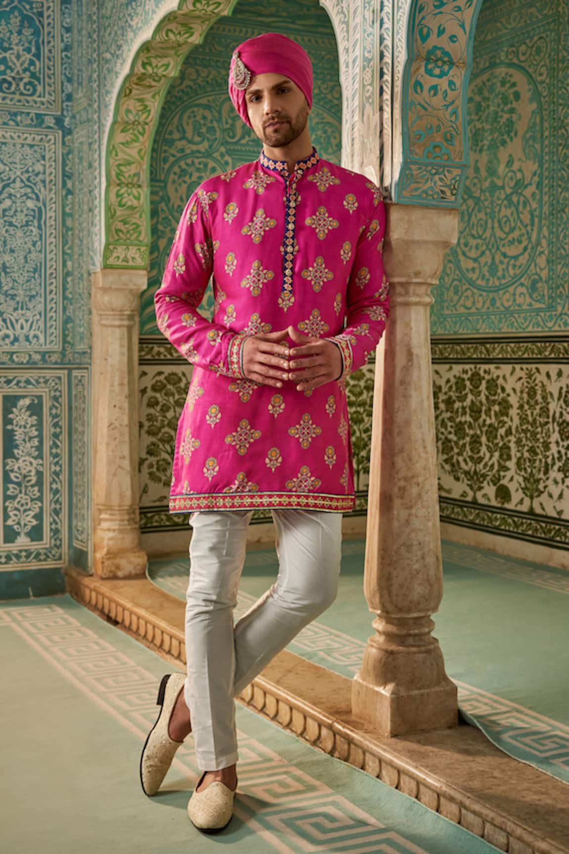 The Royaleum Revan Floral Butti Print Kurta With Pant