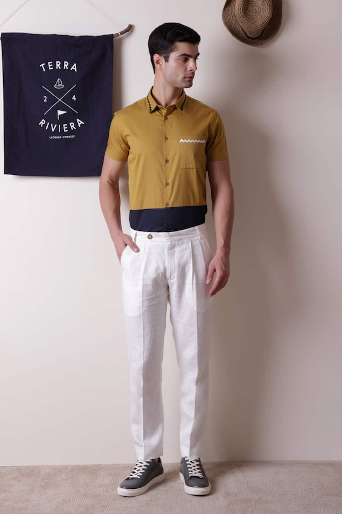 Lacquer Embassy Grigio Plain Straight Fit Trouser