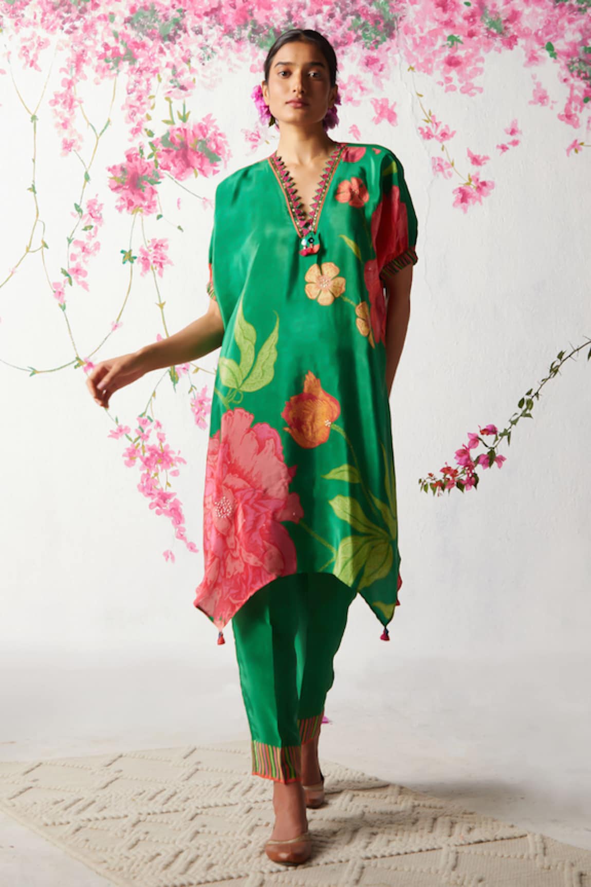 Basil Leaf Floral Pattern Kaftan & Pant Set