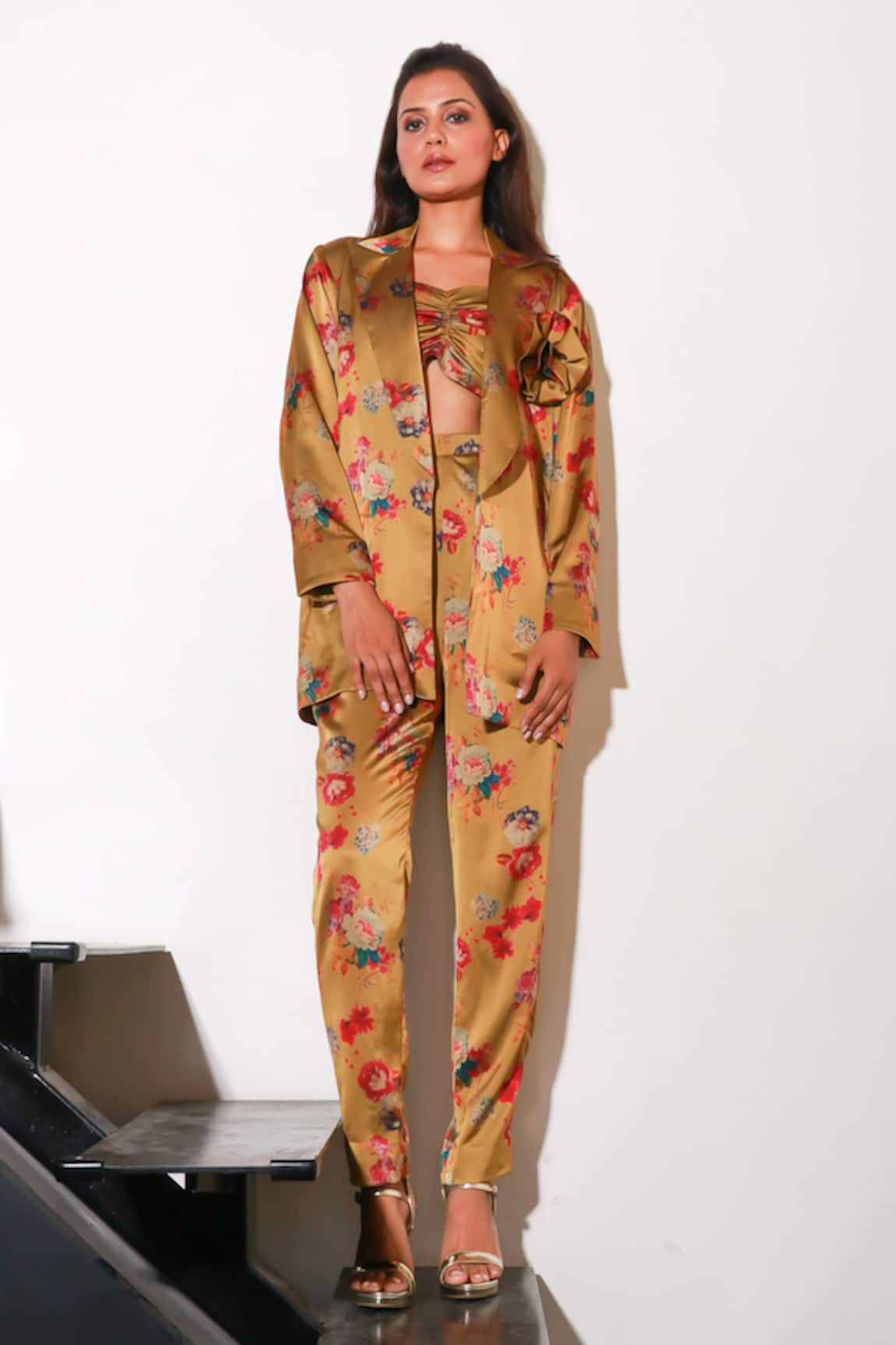 Echke Floral Print Jacket & Pant Set