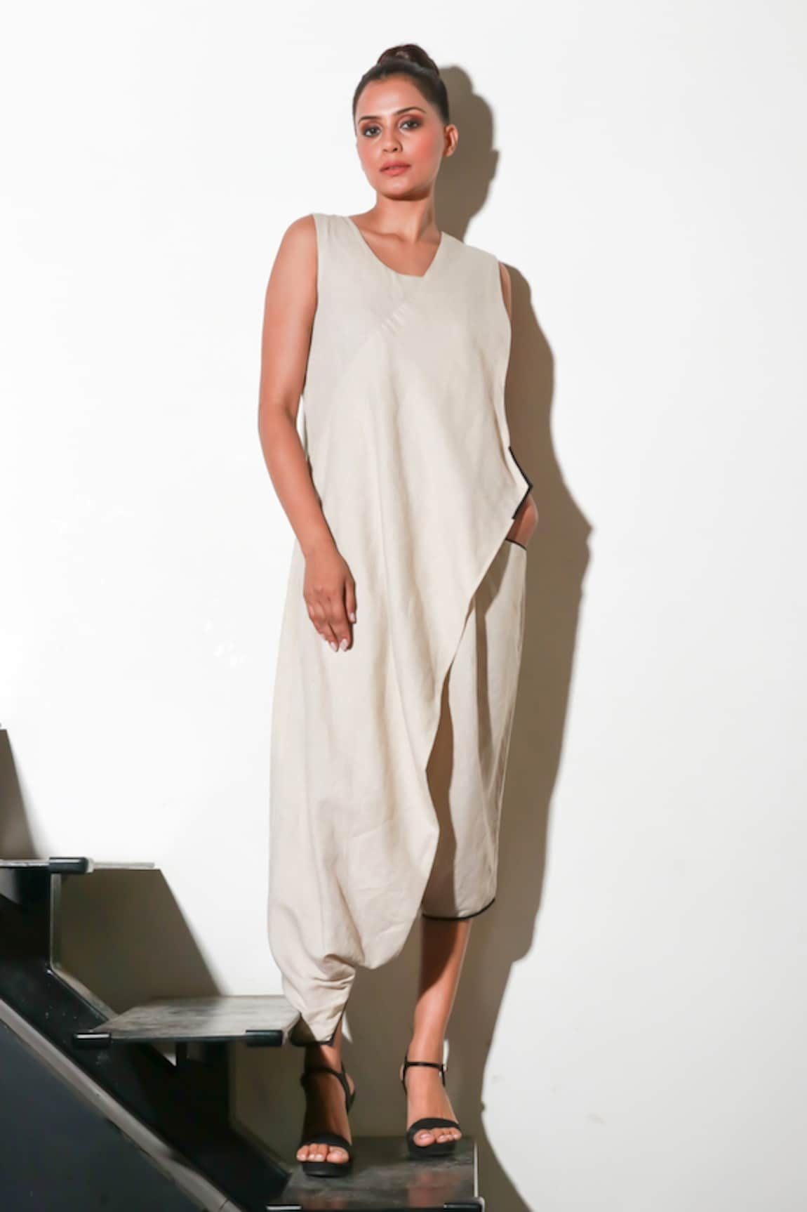 Echke Solid Linen Jumpsuit