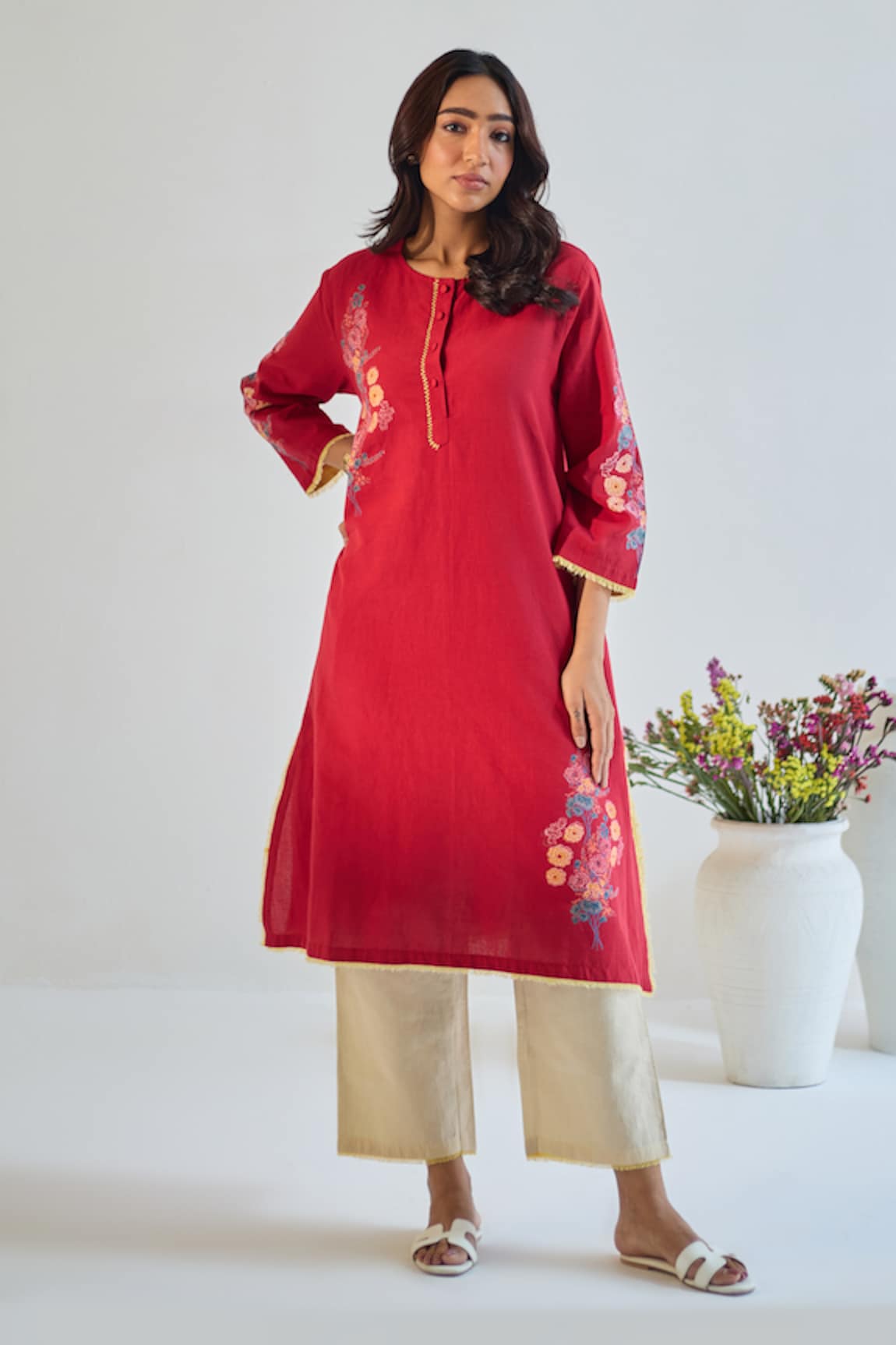 ta’assur Phool Print Kurta With Pant