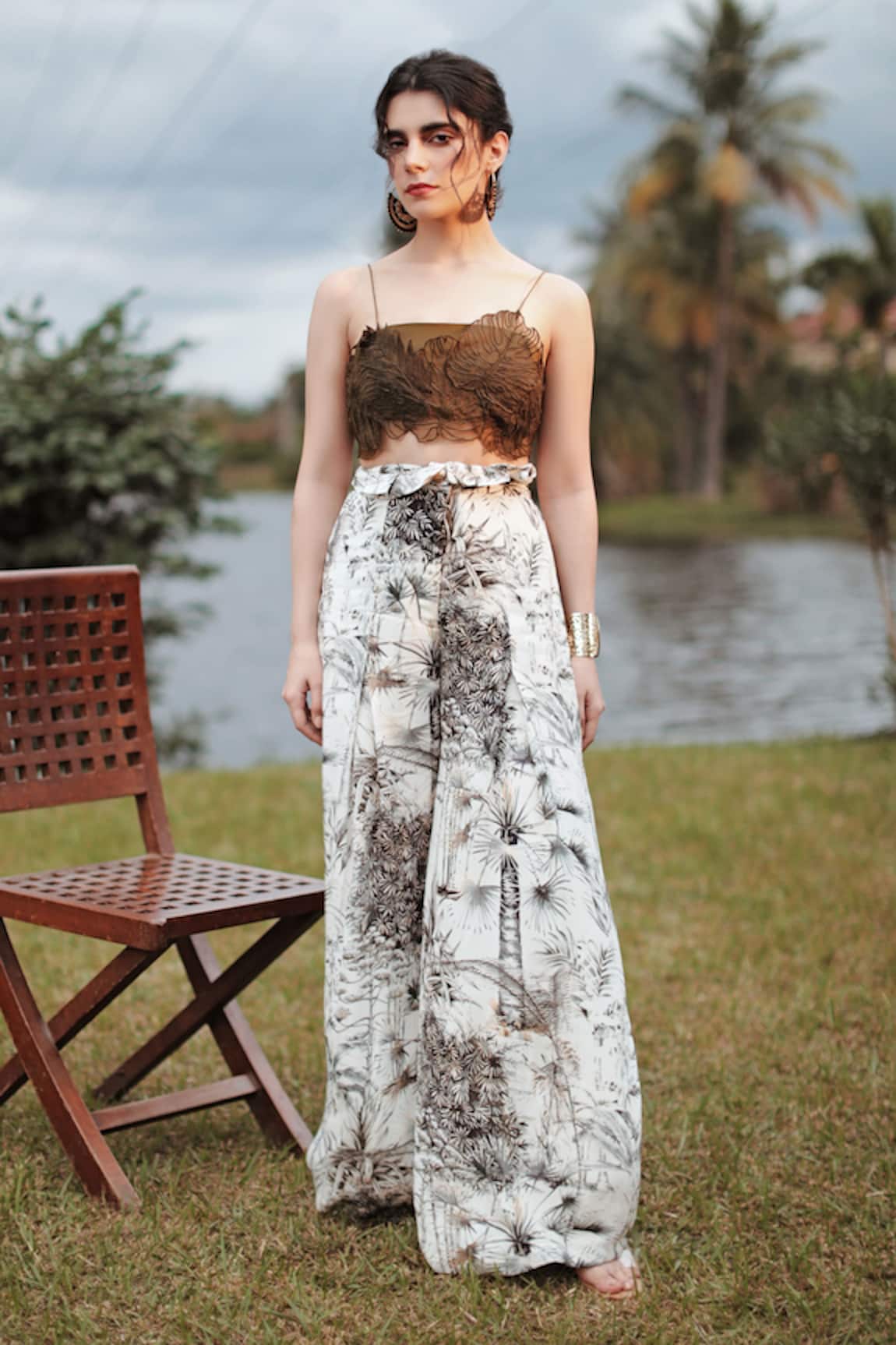 The Long iLand Forest Print Flared Pant With Applique Crop Top