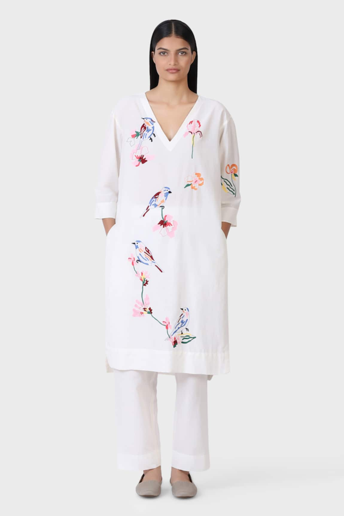 LAITE Robin Garden Embroidered Kurta With Pant