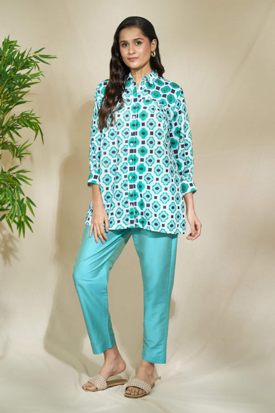 The Home Affair Retro Print Shirt With Pant