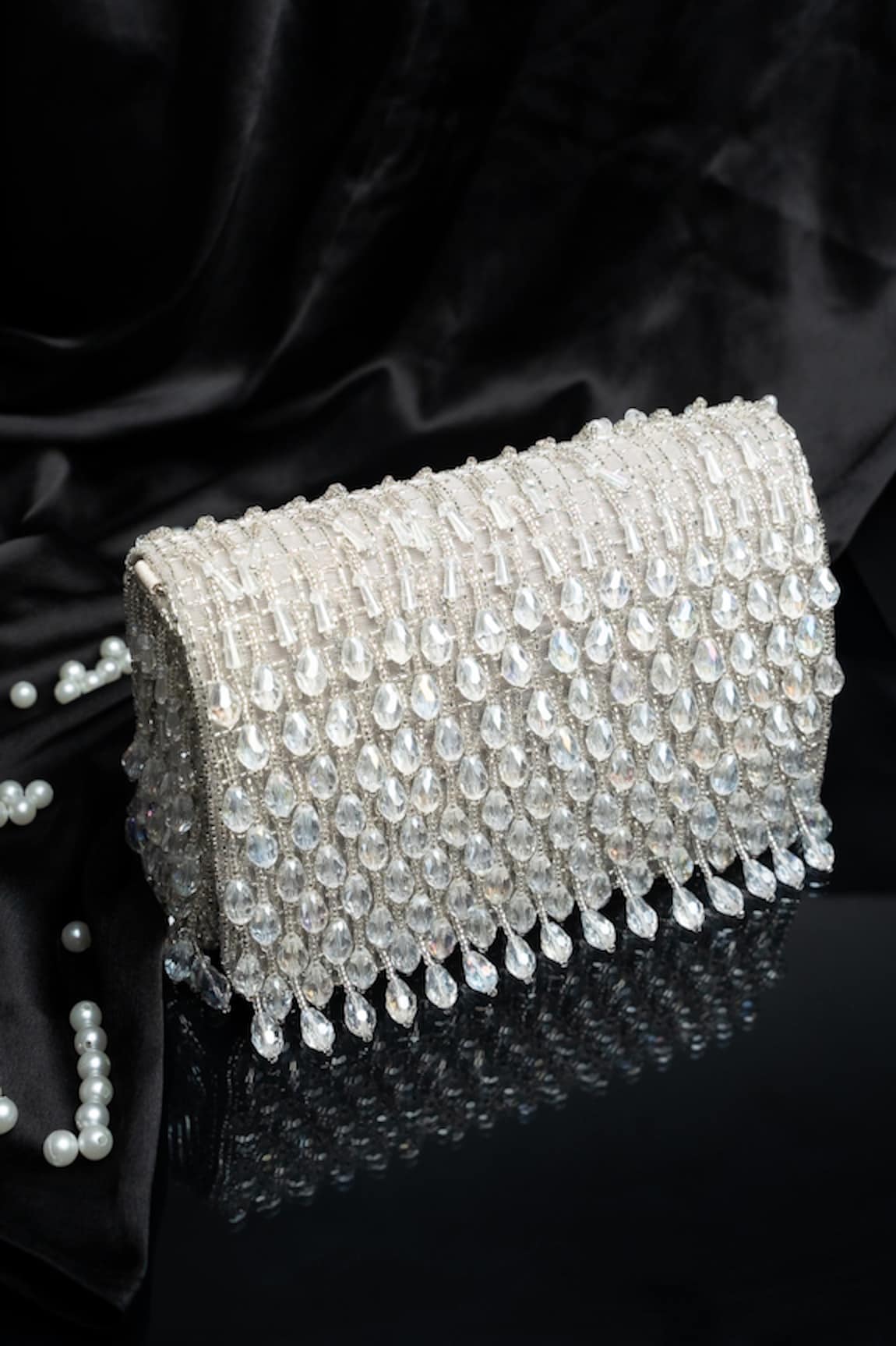 Nayaab by Sonia Mini Kasse Midnight Sparkle Crystal Box Clutch