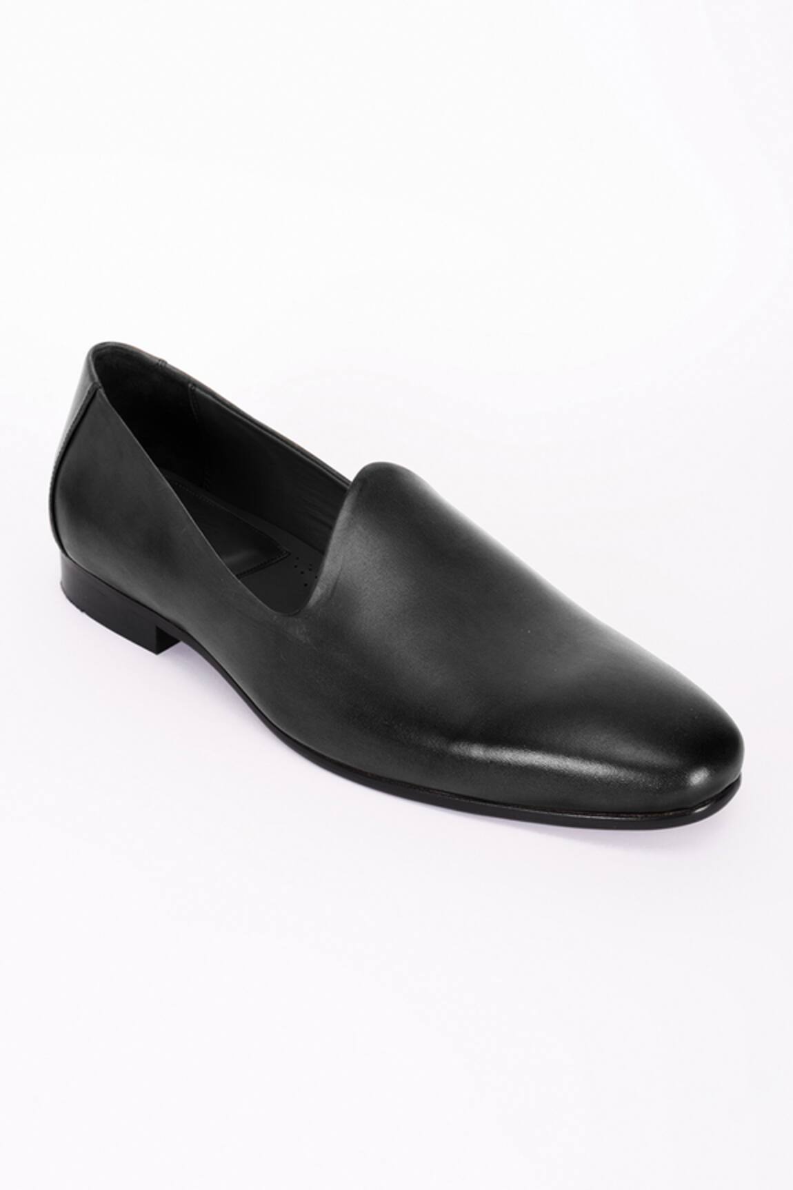 Bubber Couture Alden Solid Pointed-Toe Mojdi