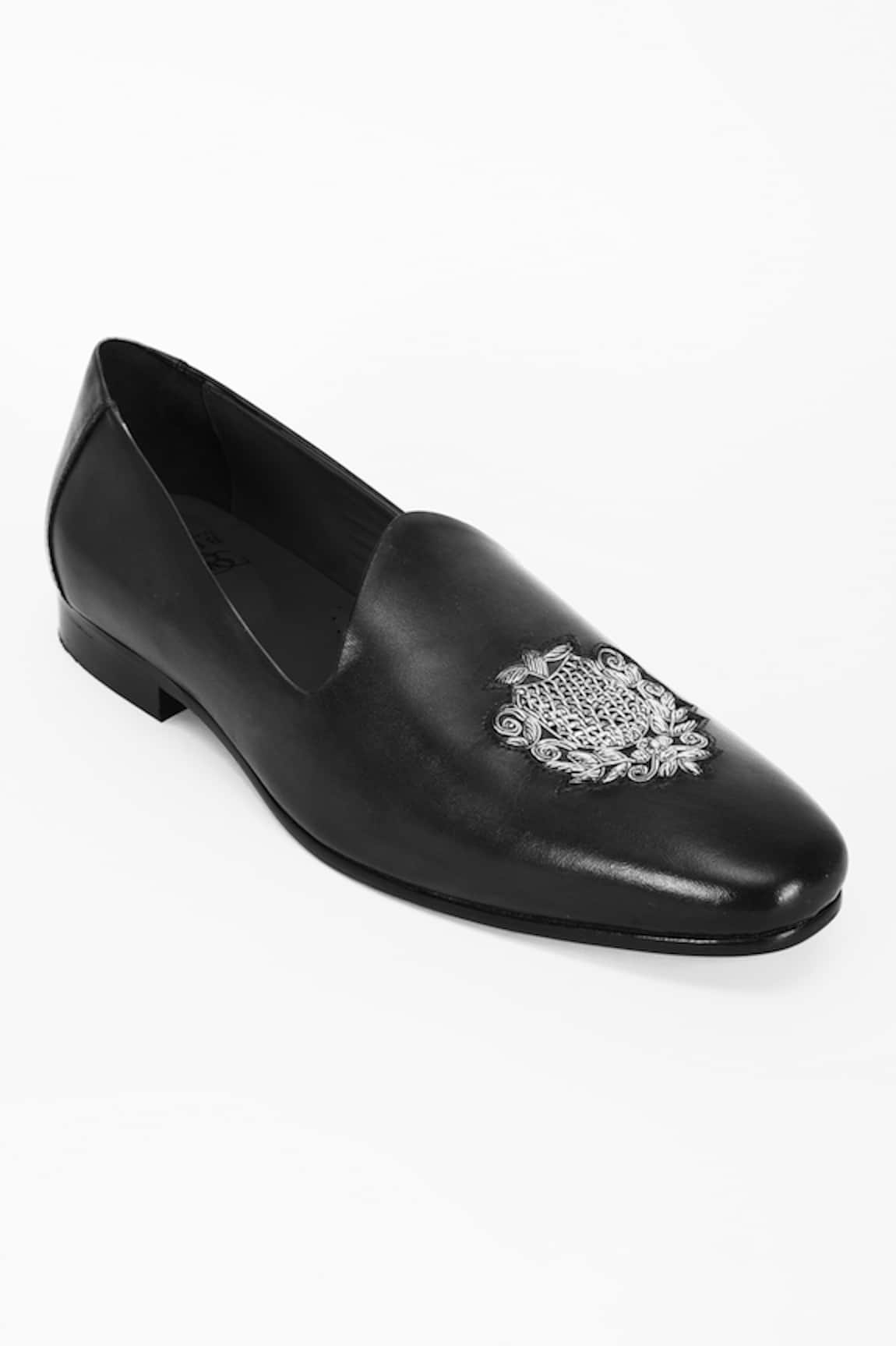 BUBBER COUTURE Pierce Embroidered Pointed-Toe Mojdi