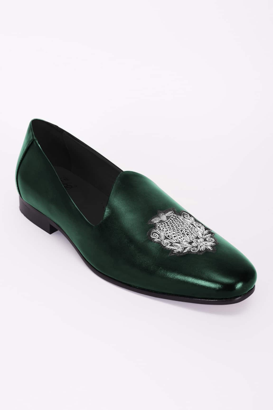 BUBBER COUTURE Reed Embroidered Pointed-Toe Mojdi