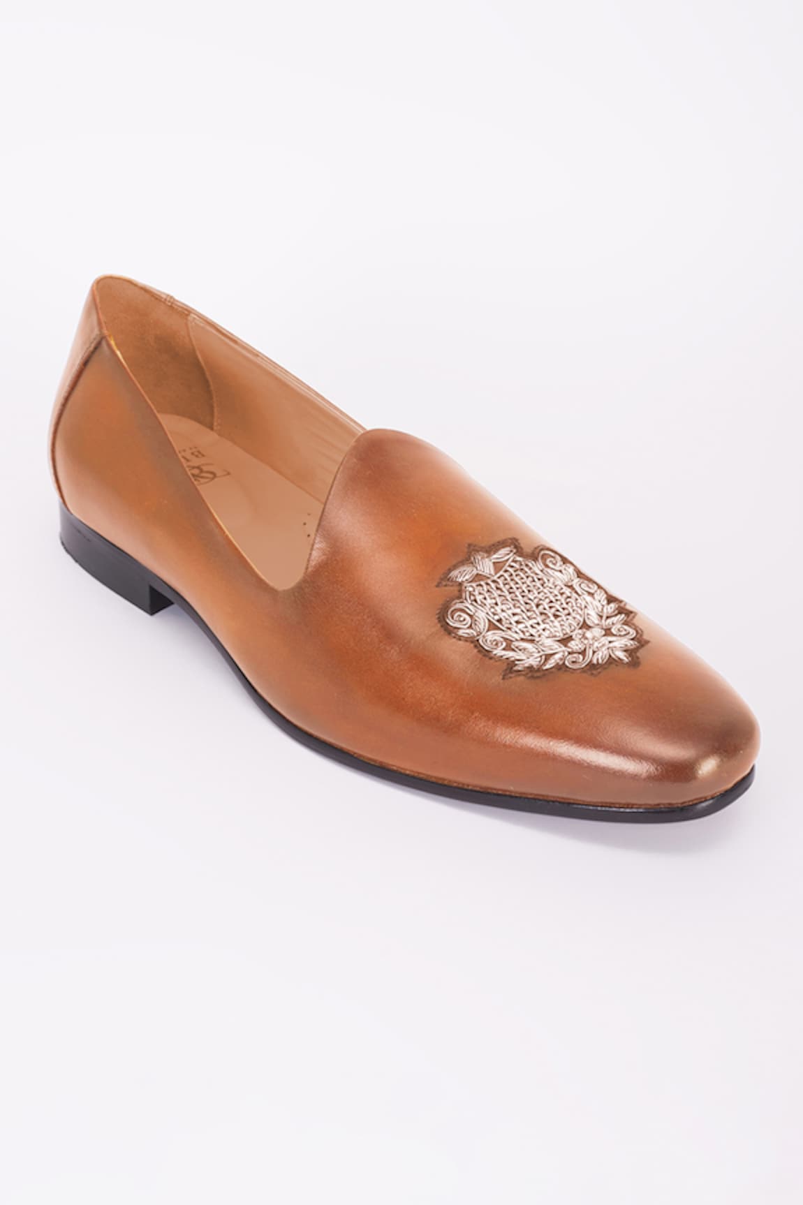 BUBBER COUTURE Tanner Embroidered Pointed-Toe Mojdi