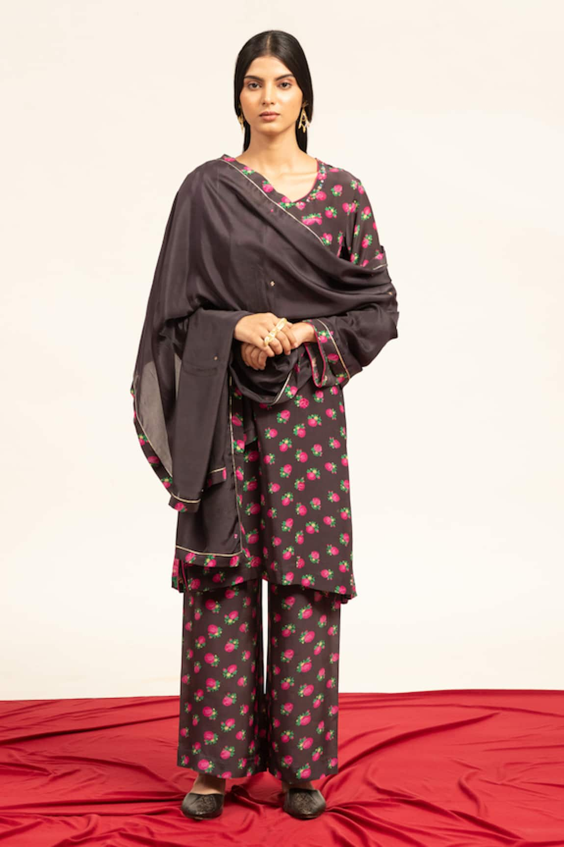 Shetab Kazmi Floral Print Kurta Pant Set