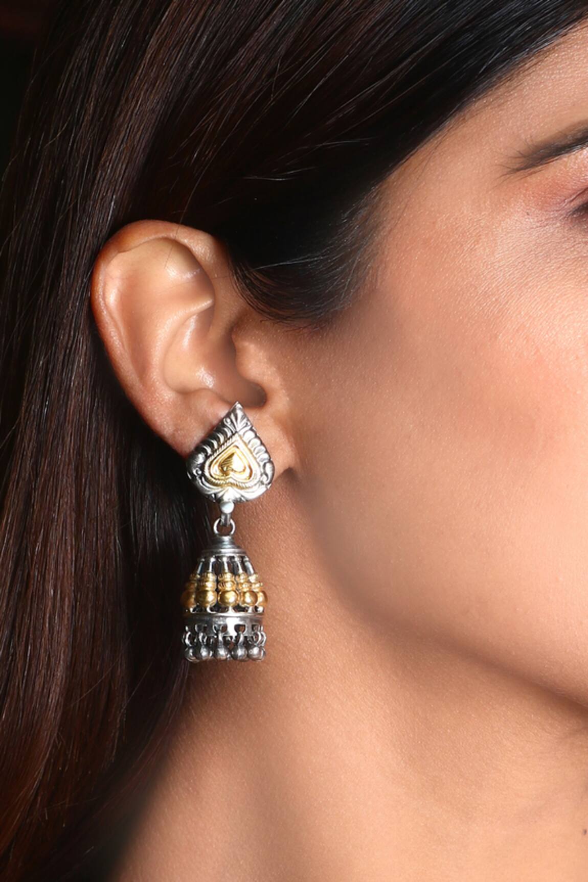 Noor Dual Tone Carved Jhumkis 